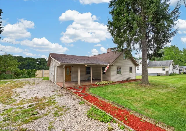 Photo 2 of Sale Pending at 2157 Stahl Rd, Coventry Township, OH 44319 | MLS# 5235158 | Listing updated on 2026-08-13