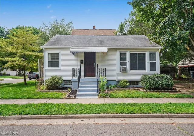 Photo 1 of Single family home for sale at 1761 Marks Ave, Akron, OH 44305 | MLS# 5235139 | Listing updated on 2026-08-31