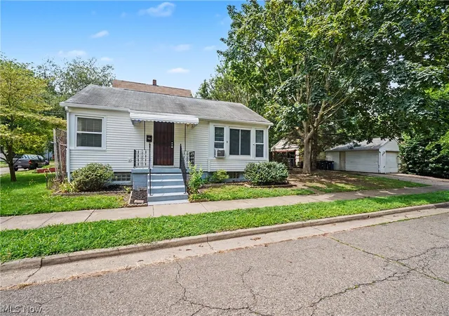 Photo 2 of Single family home for sale at 1761 Marks Ave, Akron, OH 44305 | MLS# 5235139 | Listing updated on 2026-08-31