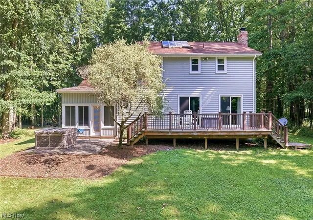 Photo 4 of Sale Pending at 37933 Longs Xing Rd, Leetonia, OH 44431 | MLS# 5233698 | Listing updated on 2026-08-12