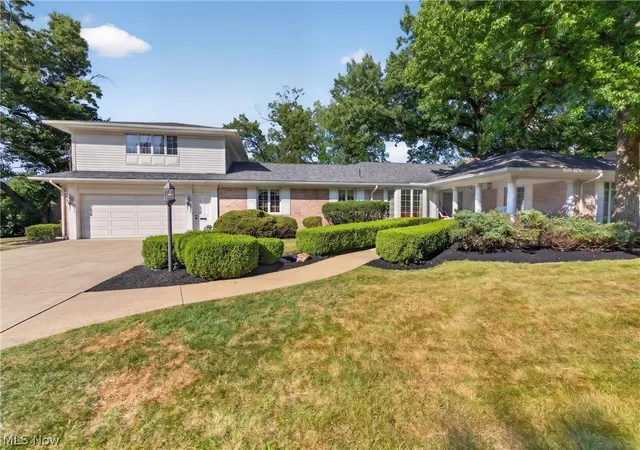 Photo 1 of Single family home for sale at 1500 Ravine Ct, Niles, OH 44446 | MLS# 5234561 | Listing updated on 2026-10-09