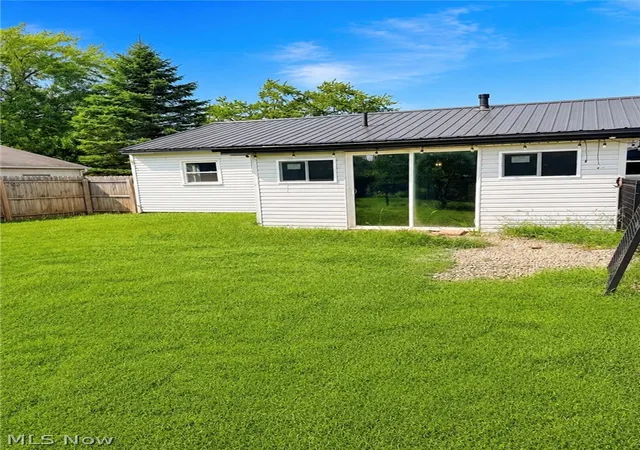 Photo 3 of Single family home for sale at 2708 19th Street NE, Canton, OH 44705 | MLS# 5235210 | Listing updated on 2026-10-01