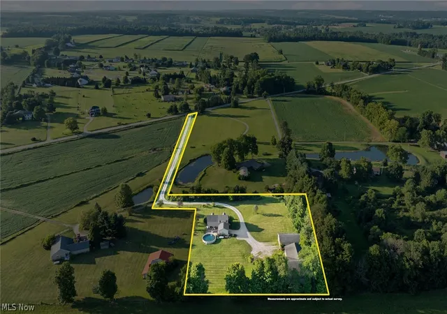 Photo 2 of Single family home for sale at 3932 Columbus Rd, Wooster, OH 44691 | MLS# 5235439 | Listing updated on 2026-08-10