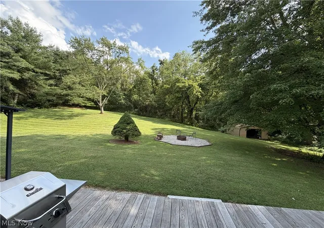 Photo 2 of Sale Pending at 267 Roberts Dr, Belpre, OH 45714 | MLS# 5235444 | Listing updated on 2026-09-15