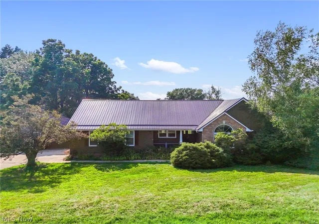 Photo 2 of Single family home for sale at 6031 Woodcrest Ave Ne, Canton, OH 44721 | MLS# 5235318 | Listing updated on 2026-08-20