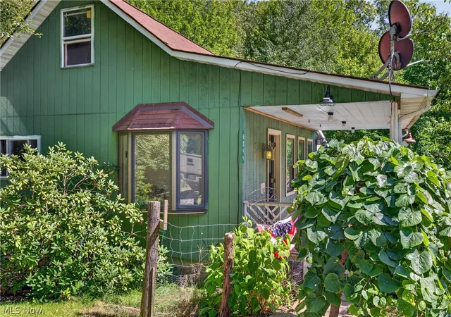 Photo 3 of Single family home for sale at 8844 Union Ridge Rd, Rogers, OH 44455 | MLS# 5235370 | Listing updated on 2026-09-29