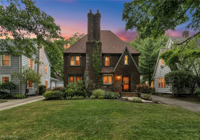 Photo 1 of Single family home for sale at 3295 Glencairn Rd, Shaker Heights, OH 44122 | MLS# 5235164 | Listing updated on 2026-10-10