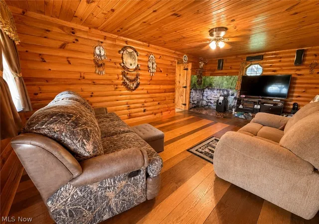 Photo 4 of Single family home for sale at 2193 Mccord Hl Rd, Wellsburg, WV 26070 | MLS# 5235383 | Listing updated on 2026-08-15