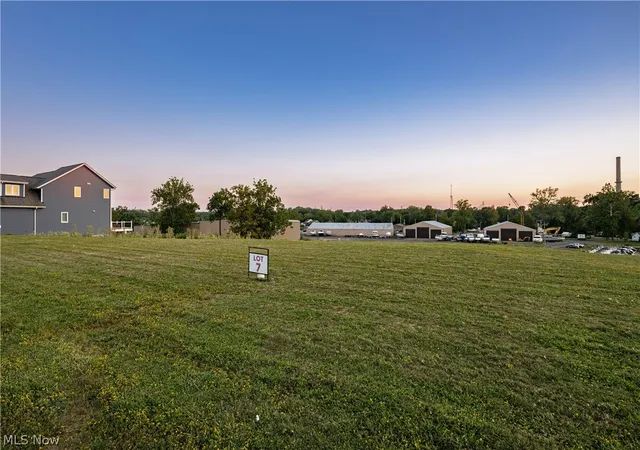Photo 1 of Land for sale at Lot #7 Forest Dr, Eastlake, OH 44095 | MLS# 5234108 | Listing updated on 2026-08-11