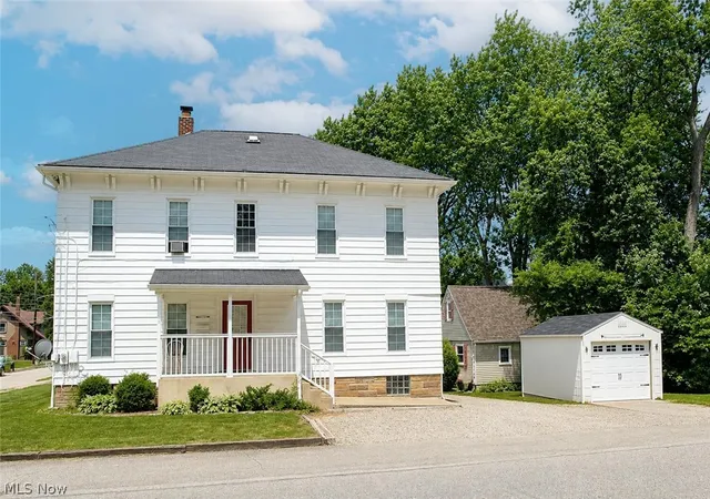 Photo 1 of Sale Pending at 318 N Pardee St, Wadsworth, OH 44281 | MLS# 5234948 | Listing updated on 2026-08-26