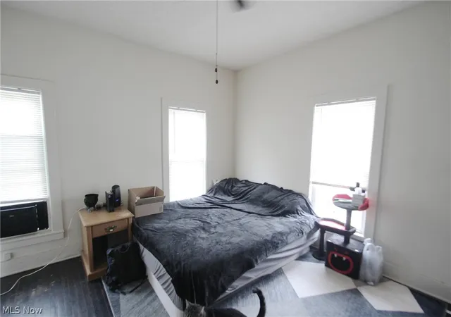 Listing Photo 2 - Condo for sale in building located at 318 N Pardee St, Wadsworth, OH 44281 - Unit #