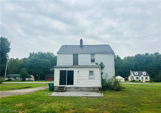 Photo 3 of Single family home for sale at 57 Park Rd, Painesville, OH 44077 | MLS# 5235113 | Listing updated on 2026-10-06
