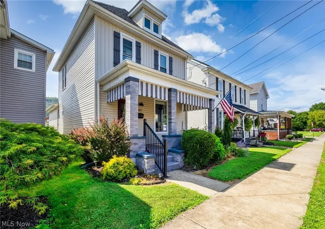 Photo 2 of Single family home for sale at 2017 Main St, Wellsburg, WV 26070 | MLS# 5235446 | Listing updated on 2026-08-19