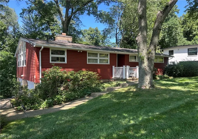 Photo 1 of Single family home for sale at 2305 Helena Ave Nw, Massillon, OH 44646 | MLS# 5235153 | Listing updated on 2026-09-01