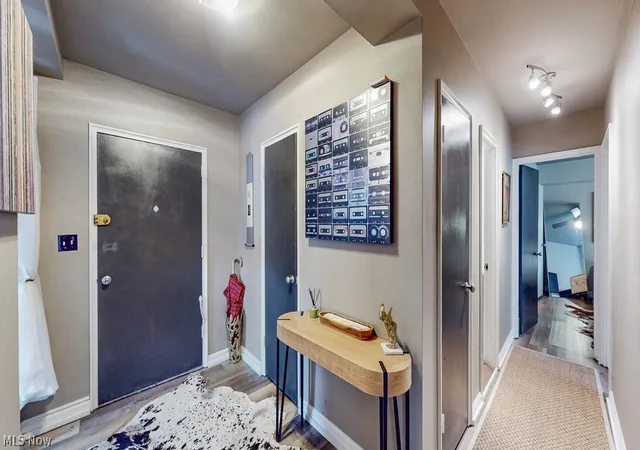 Photo 3 of Condo for sale at 11820 Edgewater Dr #110, Lakewood, OH 44107 | MLS# 5235549 | Listing updated on 2026-09-29