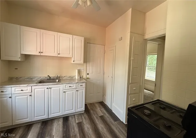 Photo 2 of Sale Pending at 3729 Chelton Rd, Cleveland, OH 44120 | MLS# 5235633 | Listing updated on 2026-08-13