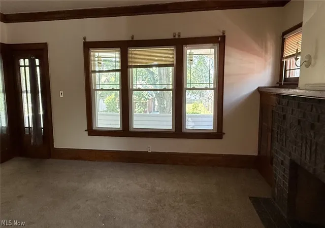 Listing Photo 4 - Condo for sale in building located at 3729 Chelton Rd, Cleveland, OH 44120