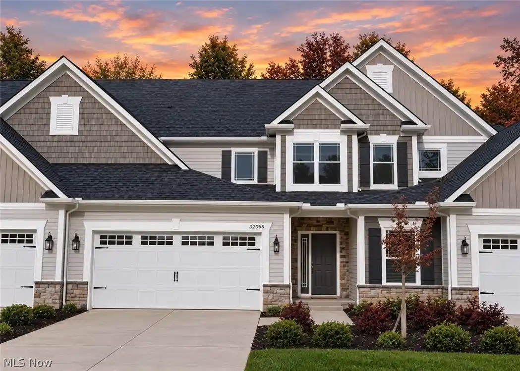 Listing Photo 1 - Condo for sale in 32088 Tuscan Ln located at 32088 Tuscan Ln, Avon Lake, OH 44012 - Unit #M-4