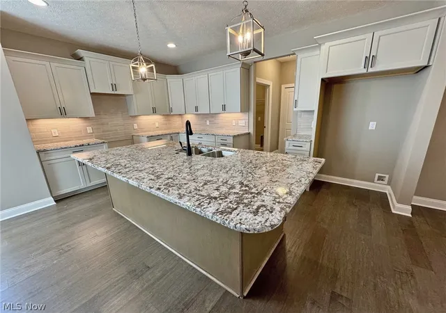 Photo 3 of Condo for sale at 32088 Tuscan Ln #M-4, Avon Lake, OH 44012 | MLS# 5233945 | Listing updated on 2026-09-17
