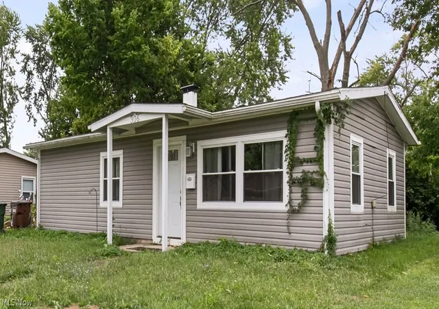 Photo 2 of Sale Pending at 306 Rawson Dr, New Carlisle, OH 45344 | MLS# 5234411 | Listing updated on 2026-08-17