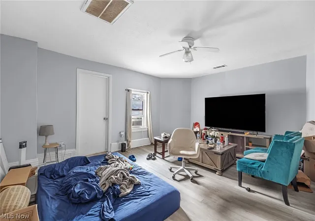 Photo 3 of Sale Pending at 3318 W 30th Street, Cleveland, OH 44109 | MLS# 5235124 | Listing updated on 2026-09-25
