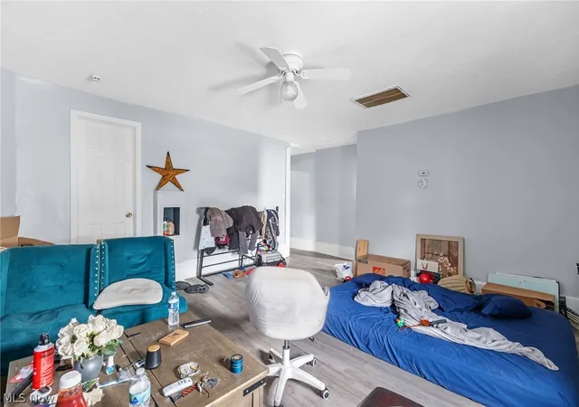 Listing Photo 5 - Condo for sale in building located at 3318 W 30th St, Cleveland, OH 44109