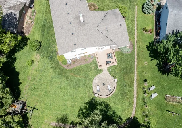 Photo 15 of Sale Pending at 24602 Hawthorne Dr, Beachwood, OH 44122 | MLS# 5212108 | Listing updated on 2026-08-11