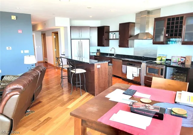 Photo 4 of Condo for sale at 701 W Lakeside Ave #1107, Cleveland, OH 44113 | MLS# 5235170 | Listing updated on 2026-08-11