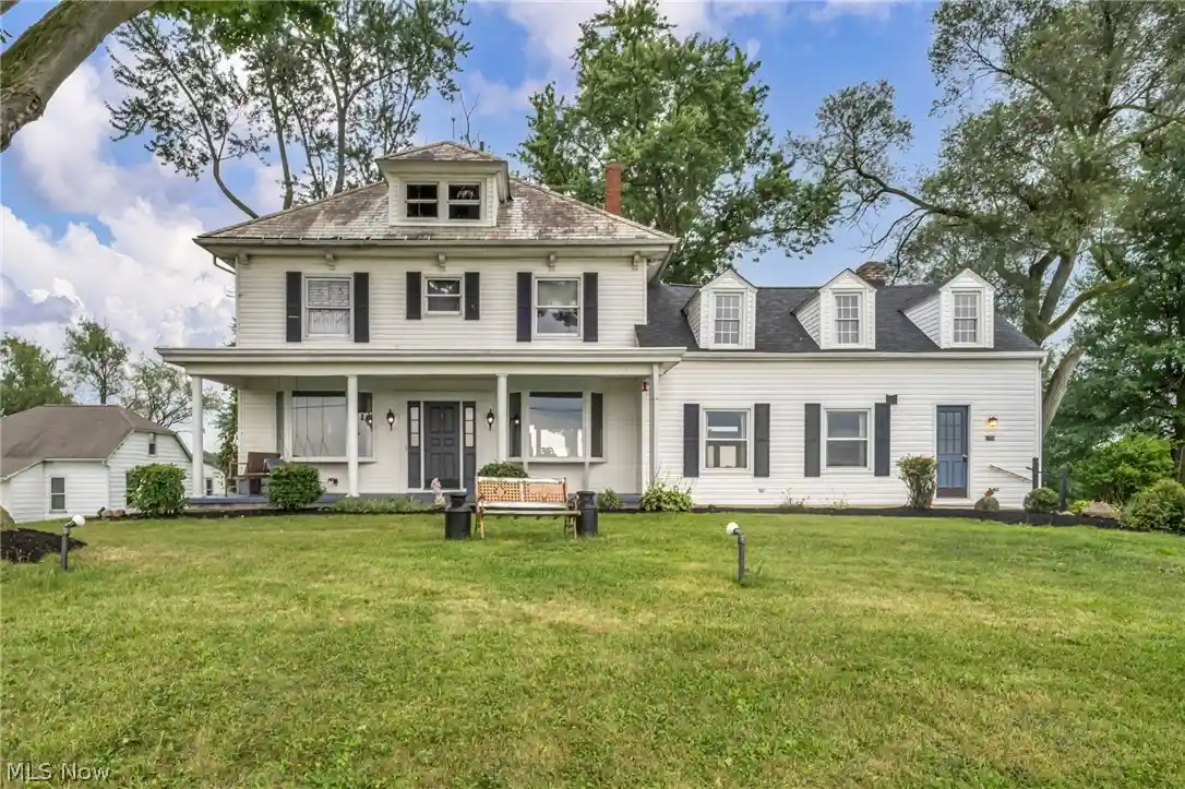 Photo 1 of Single family home for sale at 5706 Kemary Ave Sw, Navarre, OH 44662 | MLS# 5235648 | Listing updated on 2026-10-08