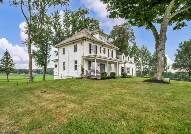 Photo 2 of Single family home for sale at 5706 Kemary Ave Sw, Navarre, OH 44662 | MLS# 5235648 | Listing updated on 2026-09-21