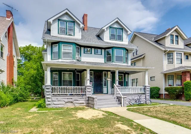 Photo 3 of Multi family home for sale at 3201 Whitethorn Rd, Cleveland, OH 44118 | MLS# 5235792 | Listing updated on 2026-08-14