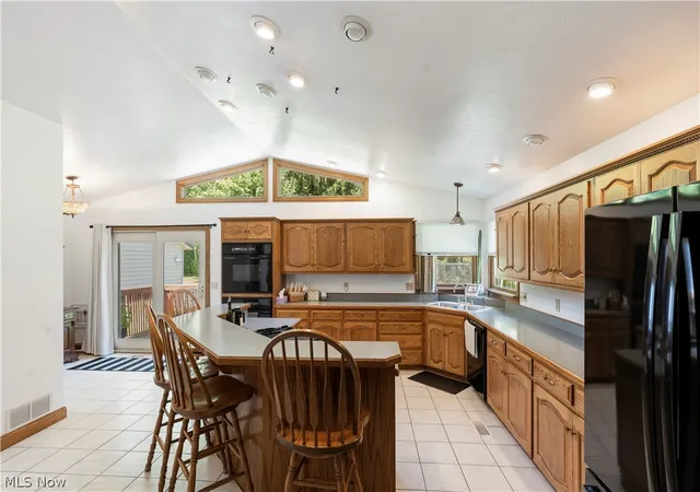Photo 4 of Sale Pending at 511 Milton Ave, Wilmot, OH 44689 | MLS# 5235716 | Listing updated on 2026-09-18
