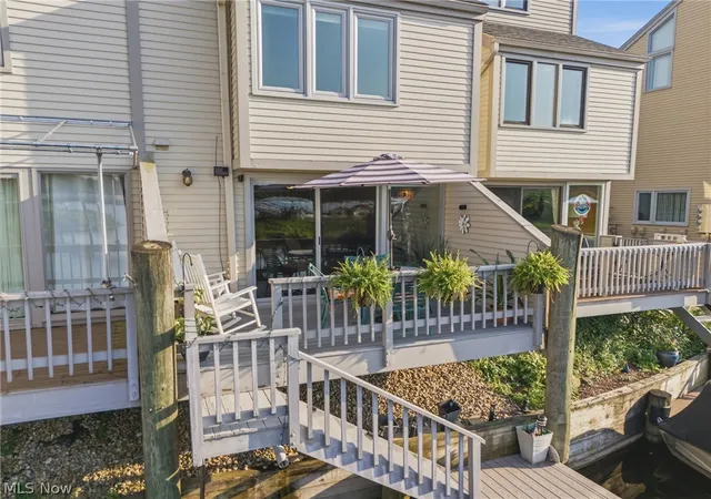 Photo 2 of Condo for sale at 3221 Mariners Is Dr Nw #1B, Canton, OH 44708 | MLS# 5235475 | Listing updated on 2026-09-21