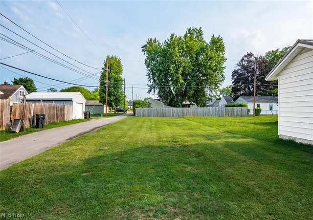Photo 1 of Sale Pending at 765 Wabash Ave, Zanesville, OH 43701 | MLS# 5235709 | Listing updated on 2026-08-17