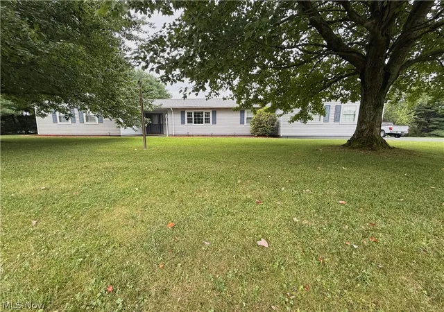 Photo 3 of Single family home for sale at 46567 Winston Dr, East Liverpool, OH 43920 | MLS# 5235379 | Listing updated on 2026-08-20