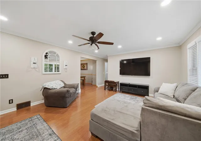 Photo 3 of Sale Pending at 315 34th Street NW, Canton, OH 44709 | MLS# 5233409 | Listing updated on 2026-08-14