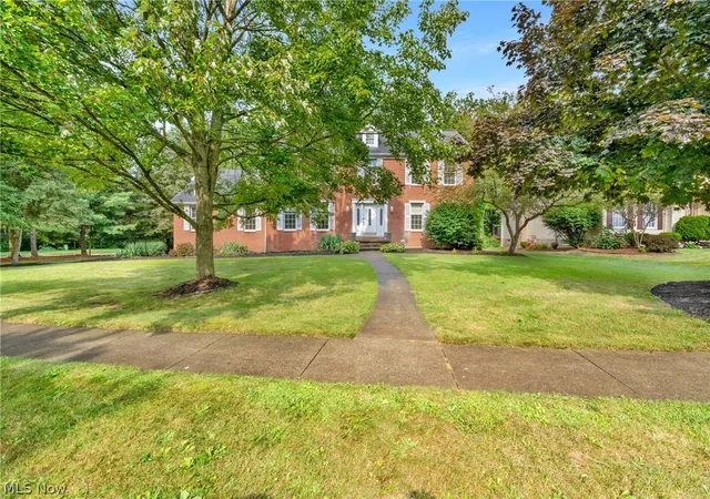 Photo 3 of Single family home for sale at 1010 Partridge Dr, Wadsworth, OH 44281 | MLS# 5235730 | Listing updated on 2026-08-24
