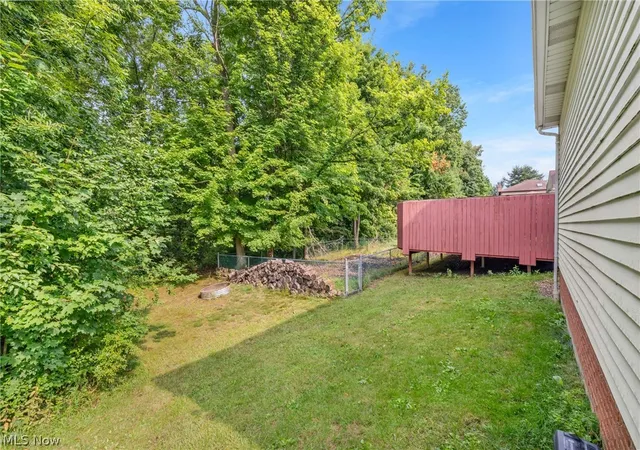 Photo 4 of Single family home for sale at 1010 Partridge Dr, Wadsworth, OH 44281 | MLS# 5235730 | Listing updated on 2026-08-24