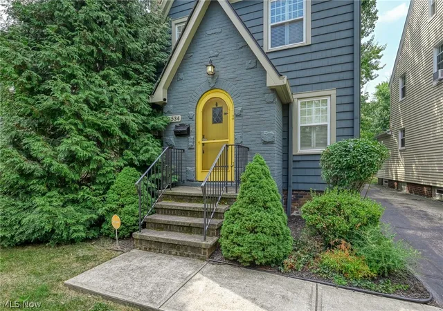 Photo 1 of Single family home for sale at 3534 Cedarbrook Rd, Cleveland Heights, OH 44118 | MLS# 5232900 | Listing updated on 2026-08-26