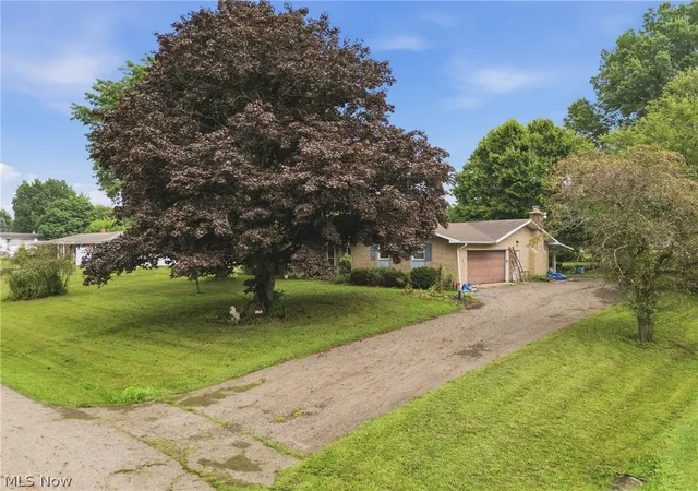 Photo 1 of Sale Pending at 5266 Glenhaven Ave, Louisville, OH 44641 | MLS# 5233461 | Listing updated on 2026-09-30