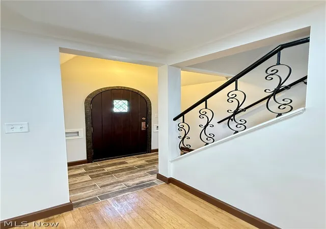 Photo 2 of Single family home for sale at 2045 Reveley Ave, Lakewood, OH 44107 | MLS# 5235480 | Listing updated on 2026-08-27
