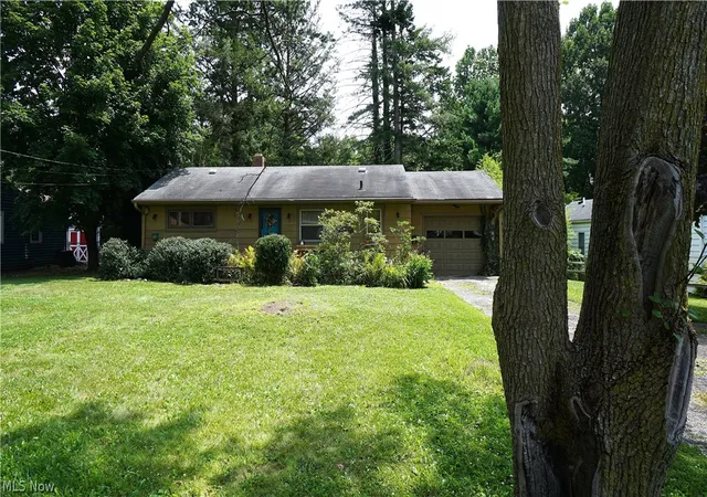 Photo 2 of Single family home for sale at 264 Kent Dr, Tallmadge, OH 44278 | MLS# 5235630 | Listing updated on 2026-08-20