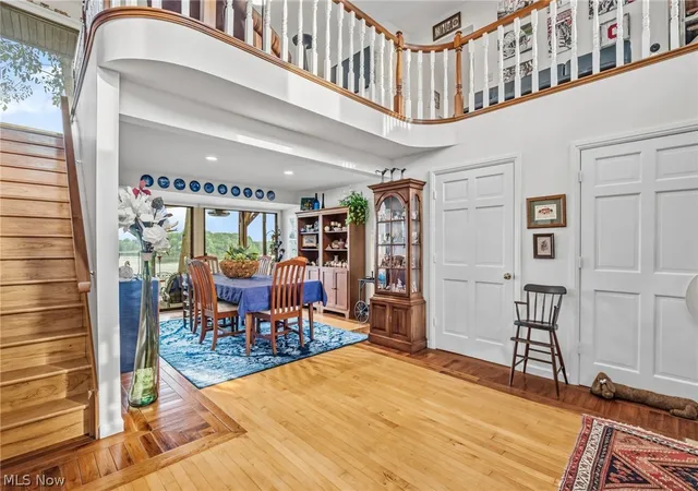 Photo 5 of Single family home for sale at 910 Pike Dr, Mansfield, OH 44903 | MLS# 5234770 | Listing updated on 2026-09-01