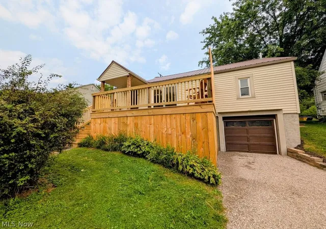 Photo 2 of Single family home for sale at 3 Walker Ave, Mansfield, OH 44905 | MLS# 5235897 | Listing updated on 2026-08-14