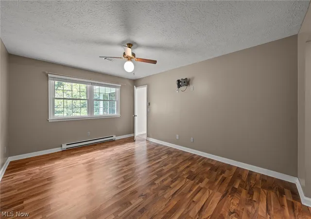 Listing Photo 4 - Condo for sale in building located at 312 Lisa Ann Dr, Huron, OH 44839