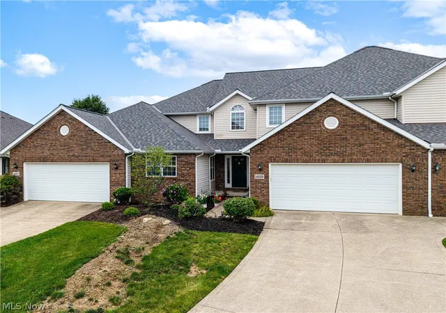 Photo 2 of Single family home for sale at 1429 Winged Ft Dr, Brunswick, OH 44212 | MLS# 5235682 | Listing updated on 2026-08-21