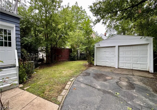 Photo 3 of Single family home for sale at 3700 Blanche Ave, Cleveland, OH 44118 | MLS# 5235978 | Listing updated on 2026-08-18