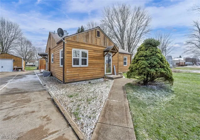Photo 1 of Sale Pending at 1325 Hadcock Rd, Brunswick, OH 44212 | MLS# 5235969 | Listing updated on 2026-08-29