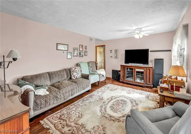 Photo 5 of Sale Pending at 1325 Hadcock Rd, Brunswick, OH 44212 | MLS# 5235969 | Listing updated on 2026-08-29