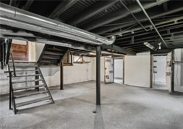 Photo 24 of Single family home for sale at 9809 Hilgert Dr, Cleveland, OH 44104 | MLS# 5235708 | Listing updated on 2026-08-26